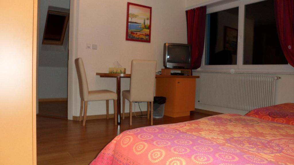 La Maison Bleue Bed & Breakfast Dieffenbach-au-Val Стая снимка